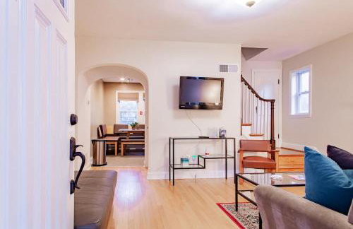 Pentagon City Homestay Parking available - Foto 1