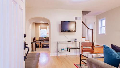 Pentagon City Homestay Parking available - Foto 1