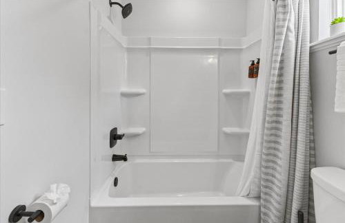 Lux House & Carriage house Furnished for Comfort - Foto 59