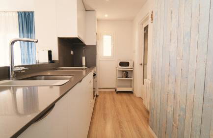 Seahomes Vacations - Amazing Seafront Apt & PKG - Foto 9