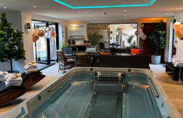 Luxury Retreat with Spa Access - Sleeps 6 - Foto 76