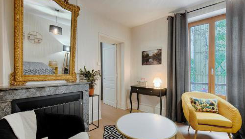 Les Graveurs - Centre Bourgoin - Parking Gratuit - Foto 2