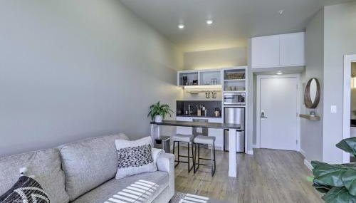 Inviting San Marcos Apartment with WasherandDryer - Foto 2