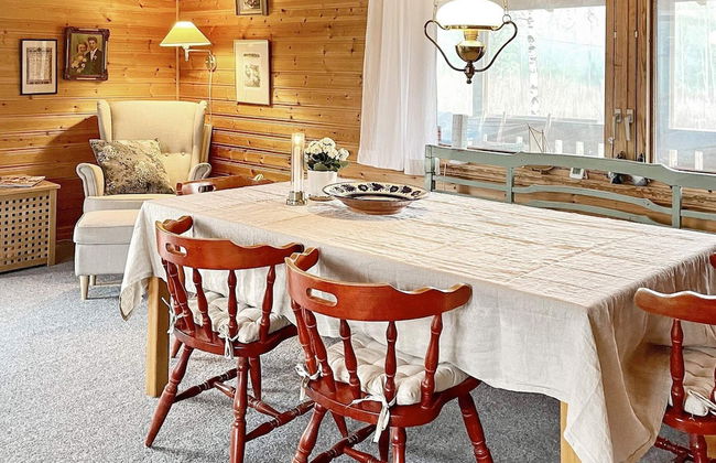 4 Person Holiday Home in Holmsjo - Photo 10