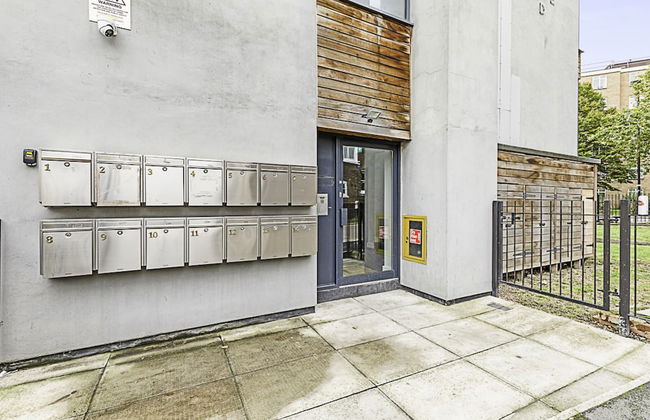 Beautiful Abode In Brentford - Foto 25