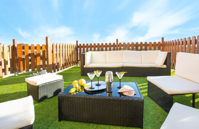 Vila Maer in Blanes With 5 Bedrooms and 2 Bathrooms - Photo 4