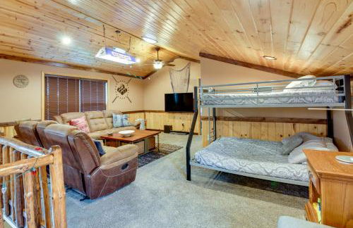 Private Dock Lakefront Family Home in Outing - Foto 7