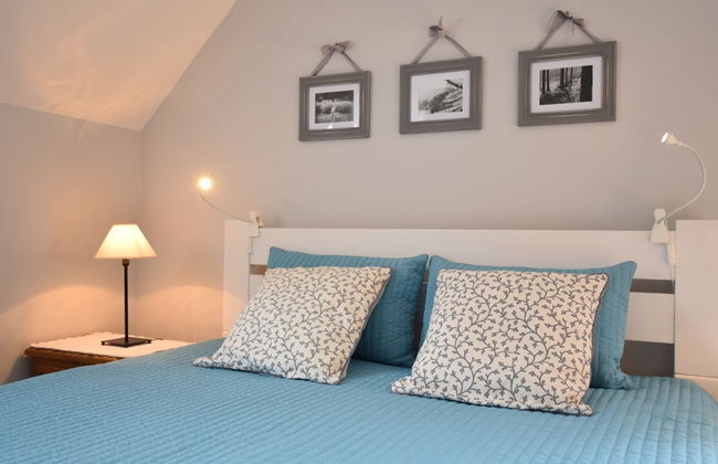 Cozy Family Holiday Home - Photo 3