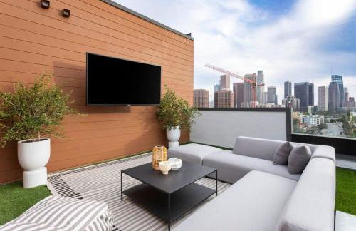 Chic Studio, Walk to Downtown With Skyline Views - Foto 27