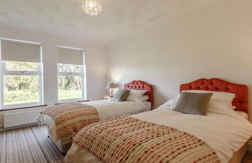 Highgrove - Photo 16