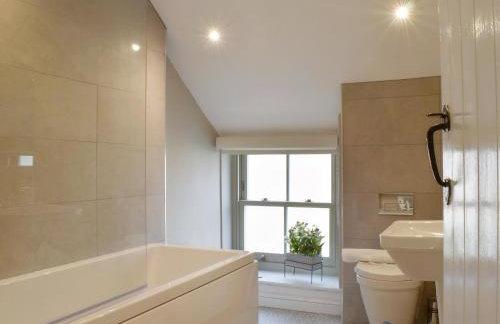 The Ridings - Photo 23