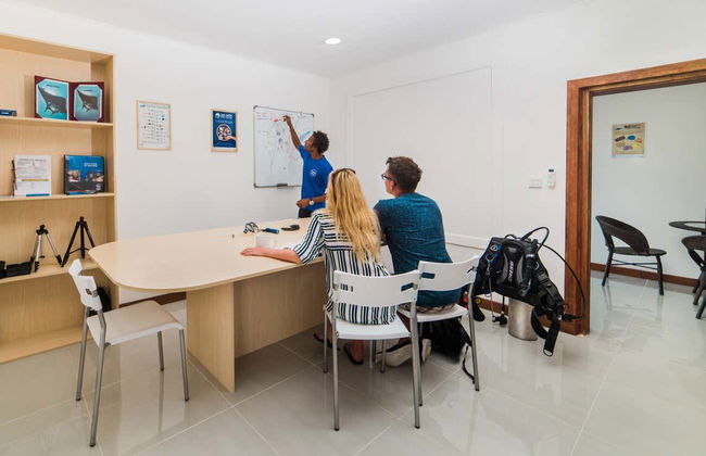 Bautismo de buceo en Addu - Foto 6