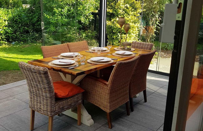 Bright Holiday Home in Lanaken near Lake with Garden - Foto 22