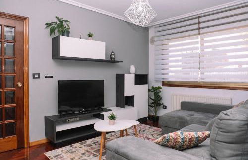 Acogedora y cálida en el centro by CABANA Rentals - Foto 1