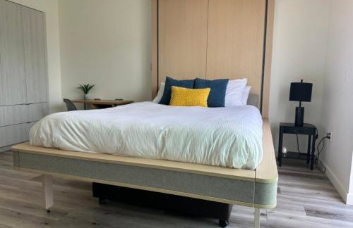 Heart of Hollywood - Walk of Fame Studio - 1bd or 2bd with View - Free parking - Balcony - Wifi - Rooftop - Gym - Upscale amenities - Foto 26