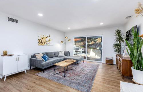 Echo by Coast to Cactus - Family-Friendly Home - Photo 32