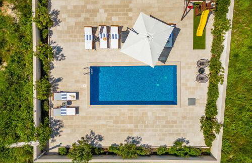 Villa Janie with a pool for up to 16 people - Photo 69