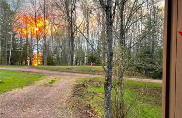 Secluded Waterfront Cabin Rental on Lake Superior near Red Cliff, Wisconsin - Foto 12