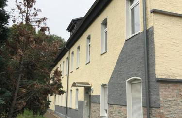 Sei hier Gast - Gesindehaus Ferienwohnung Apartment Warmsdorf - Foto 13