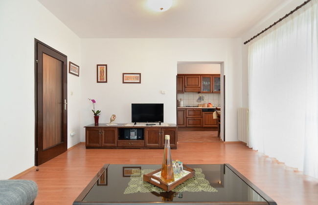 Apartment 1803 - Photo 25