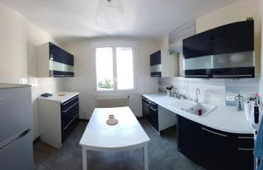 Ensoleillé avec terrasse près de la gare, 60m2 - Foto 9