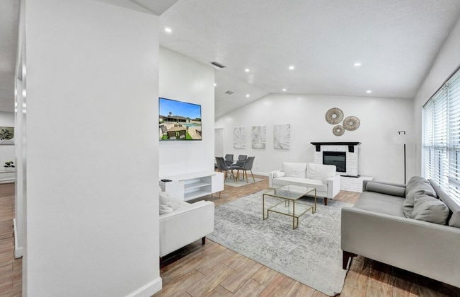 Villa Royale 4 Br Home W/ Pool And Hot Tub 4 Bedroom Villa by RedAwning - Foto 41