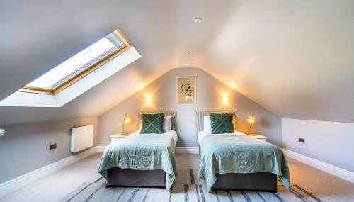 Pawson House - Photo 5