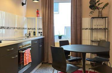 CLS Zentrale City-Wohnung in Hildesheim Ost alles in 5 Minuten erreichbar Ostbahnhof, Nespresso Maschine inklusive Kapseln, Bushaltestelle, Supermarkt, Cafés, Restaurants, HAWK, Uni, ideale Autobahnanbindung, Nähe Bosch - Foto 2