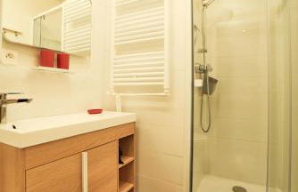 Appartement rénové au pied des pistes - Foto 27