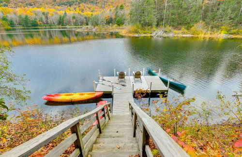 Great Barrington Lakeside Getaway with Kayak and Grill - Foto 40