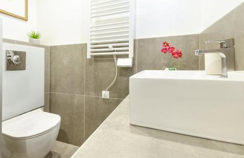 LivinParis - Luxury AC 2 & 3 Bedrooms Le Louvre - Foto 13