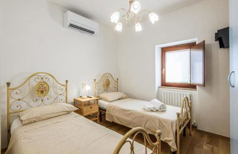 Gorgeous Home In Loc Avenale, Cingoli - Foto 25