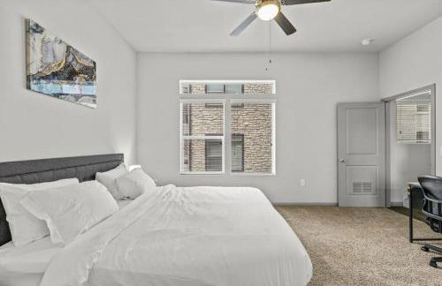 Austin Luxury 2BR 2B with Pool & FREE Parking - Foto 11