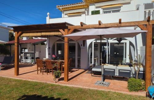 The Lemon Tree by the Sea - Photo 39