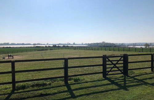 Near Woodbridge The Annexe Eyke Fantastic views with Dog secure Garden and Paddock - Foto 28