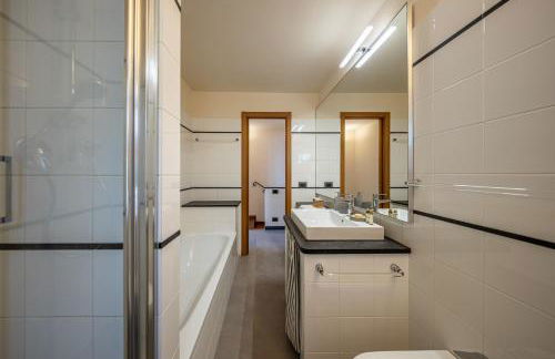 VILLA DUFOUR 1 Lusso, Spazio e Vista Mare - Foto 29