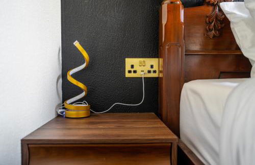 Romantic Seaside Chalet Retreat Solent Breezes - Foto 15