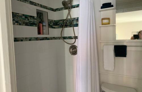 Tides Inn on the Bay Vacation Homes - Photo 18