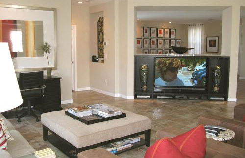 The Key West Las Vegas House with Private Pool! - Foto 7