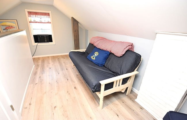 Extra Entertainment Space Just 7 Blocks to ND Campus 54211 - Photo 12