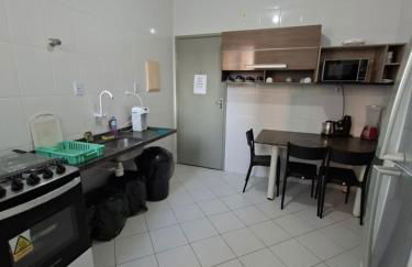 Apto na Praia de Atalaia a 100 metros da Passarela do Caranguejo - Foto 24