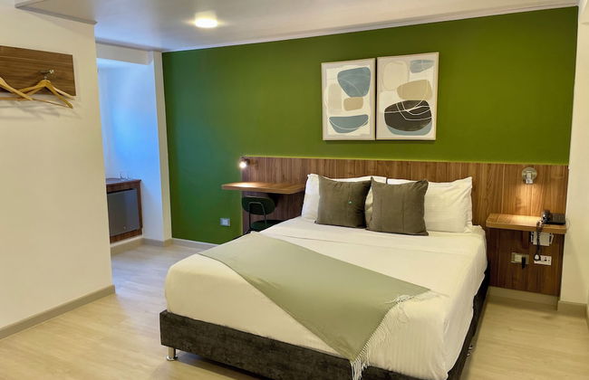 122 Plaza Apartahotel - Photo 20