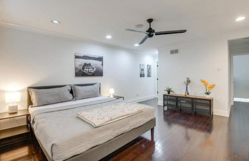 Rooftop Patio with View Baltimore Retreat - Photo 15