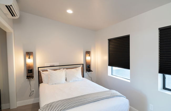 The Dwellings - Photo 18