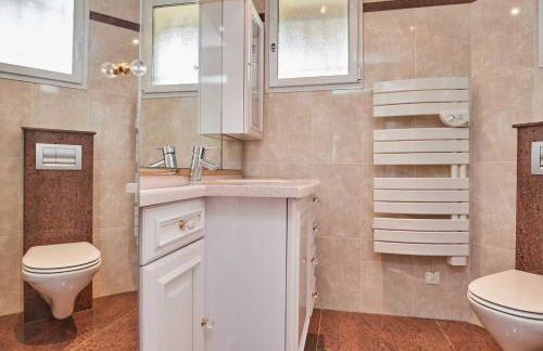 A C Villa with Pool & Jacuzzi 3BR 6P - Vallauris - Photo 16