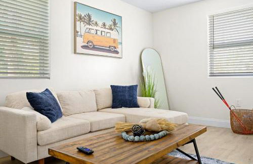 Mins to Beach Recently remodeled Putting Green - Foto 2