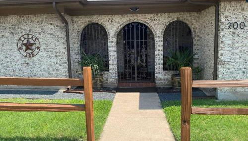 StockYards! Walk 3 Blocks-Ranch House sleeps 8 - Foto 2