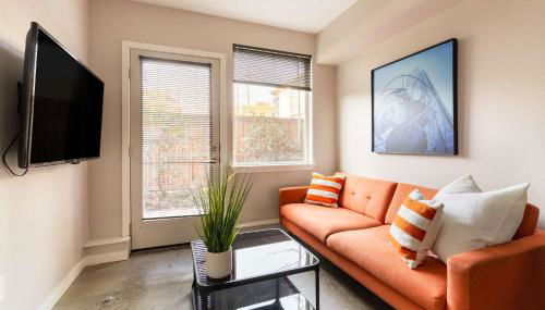 Stay Portland - Bright Studio Apartment - Food Carts & Local Shops - Photo 1