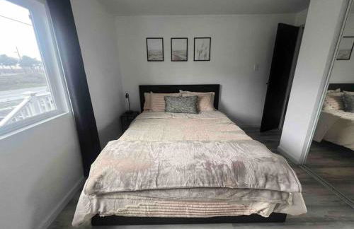 Tiki Escape w/ Amazing Mountain and Marsh Backdrop - Foto 33