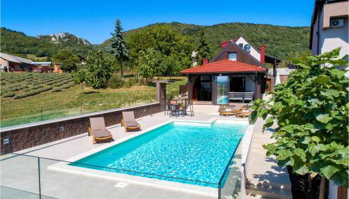 Amazing Home In Kalnik With Sauna - Photo 2